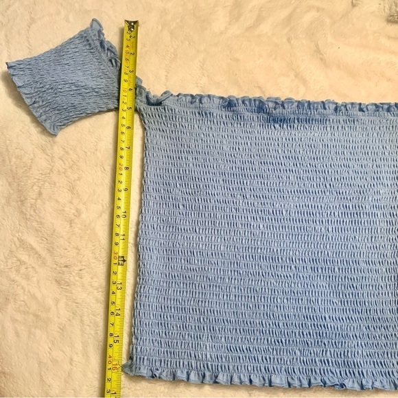 Crave Fame Crop Top Medium Pale Blue Short Sleeves Smocked Scalloped Hem - Picture 13 of 13